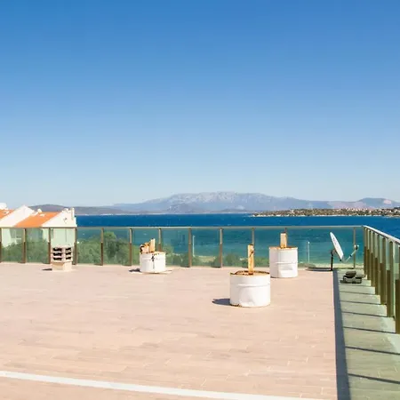 شقة Superb Flat Near Sea With Shared Pool In Cesme