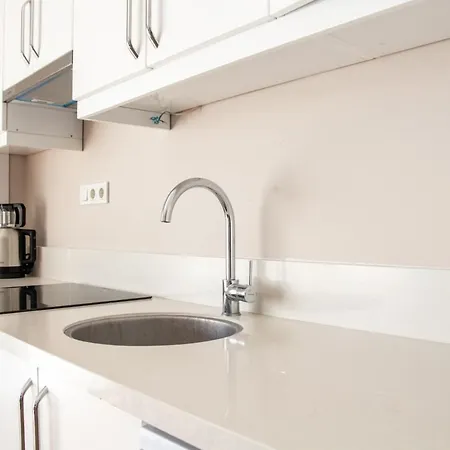 Superb Flat Near Sea With Shared Pool In Cesme * Cesme