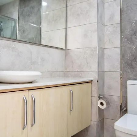 Superb Flat Near Sea With Shared Pool In Cesme * Cesme